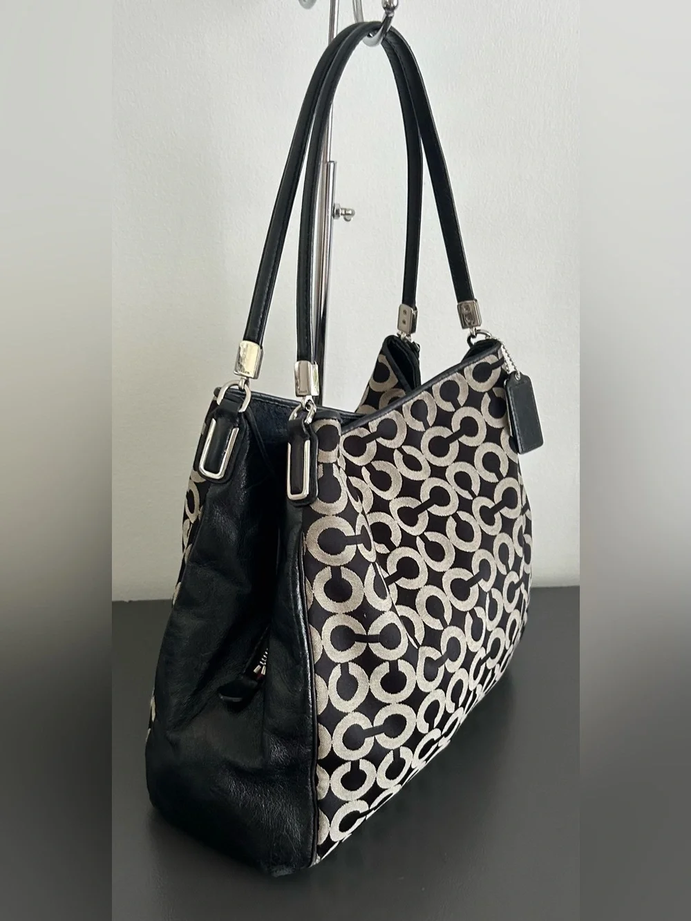 Coach Madison Signature Black Canvas Leather Shoulder Hobo Bag Large Purse